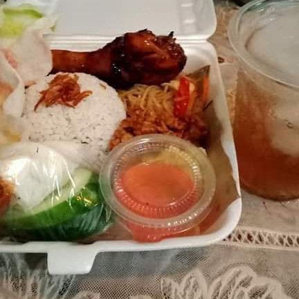 Paket Hemat Nasi Uduk Ayam Bakar Komplit