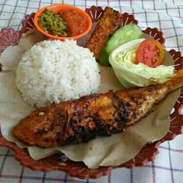 Paket Ikan Bakar Madu