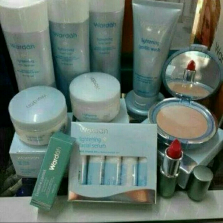 Paket Laightening Series Wardah Kosmetik