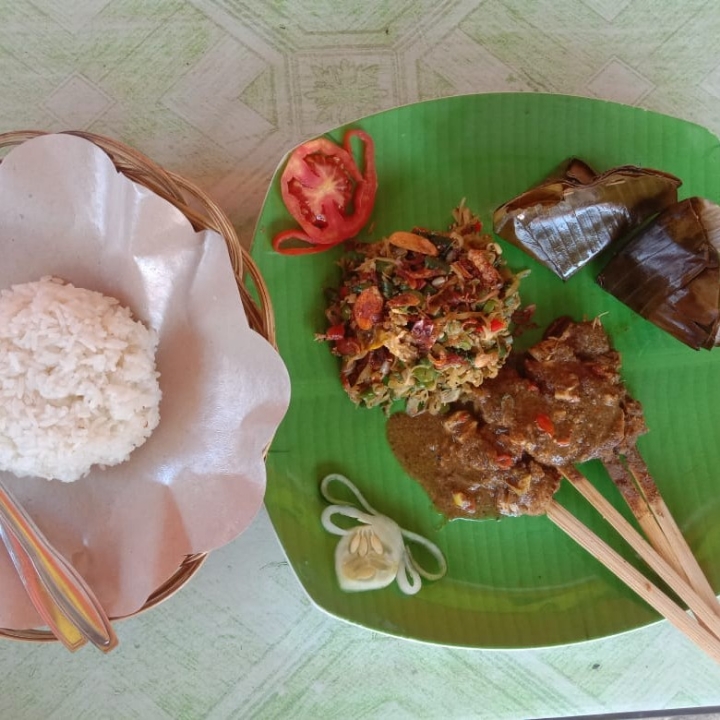 Paket Lawar dan sate serapah 