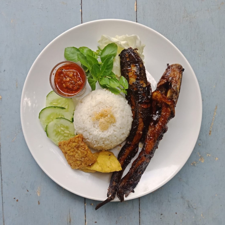 Paket Lele Bakar