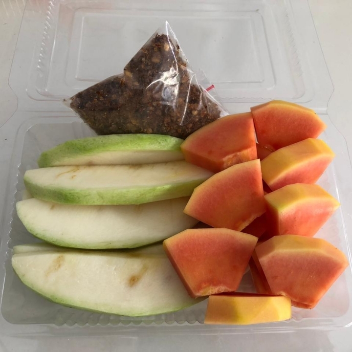 Paket MIKA 300gr Mangga Madu - Papaya California