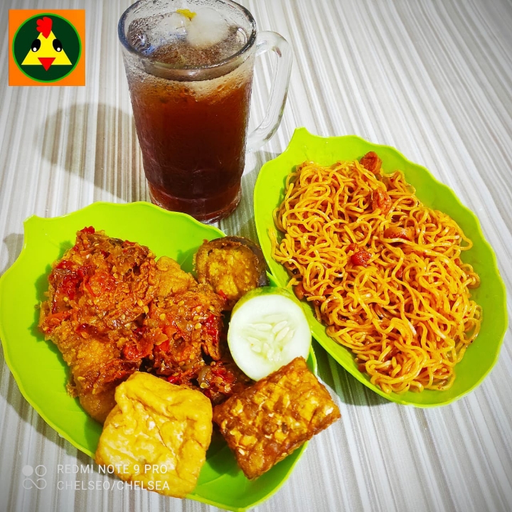 Paket Mie Goreng Ayam Geprek