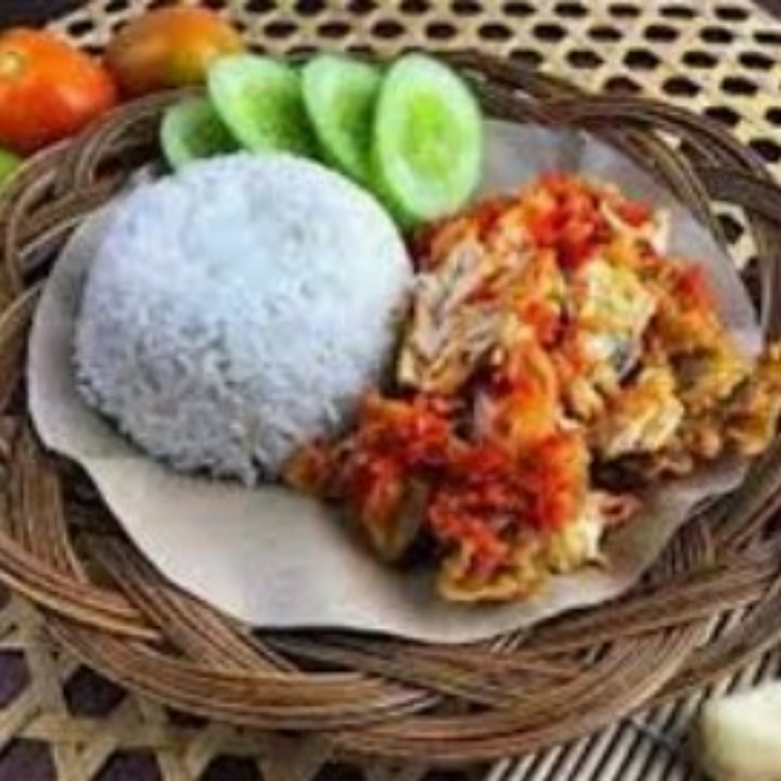 Paket Murah Plus Es Teh