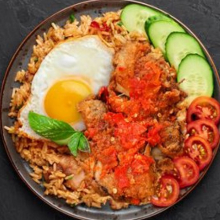 Paket Nasgor Ayam Geprek