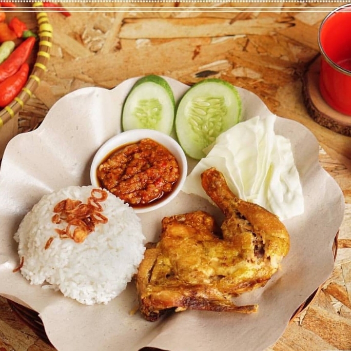 Paket Nasi Ayam Penyet