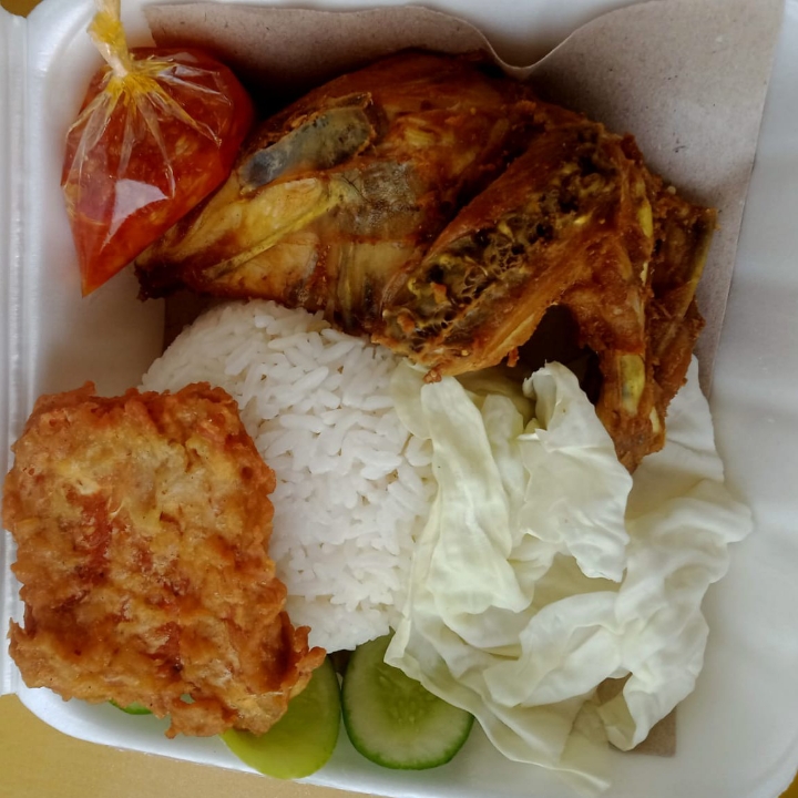 Paket Nasi Ayam Penyet Sambal Merah Ijo