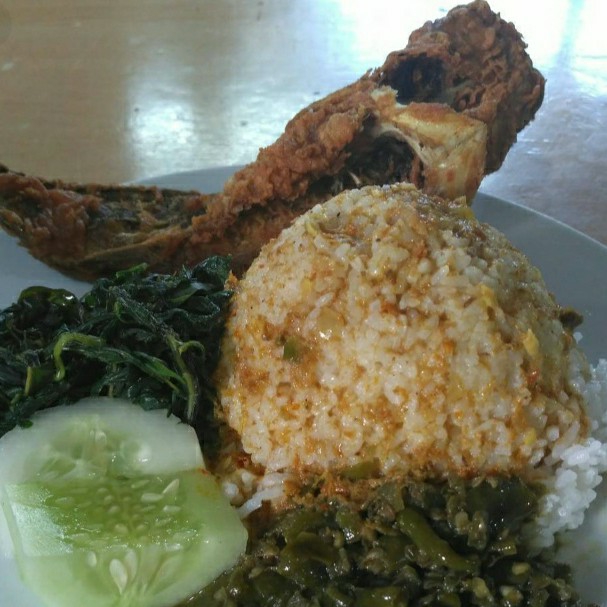 Paket Nasi Ikan Lele