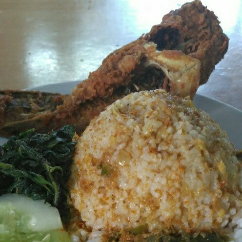 Paket Nasi Lele Goreng