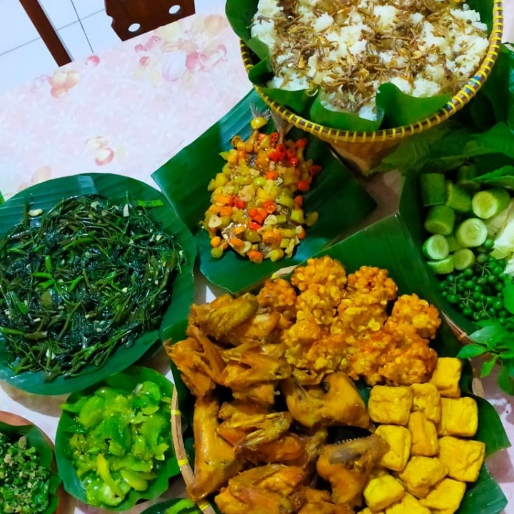 Paket Nasi Liwet 10 Orang 