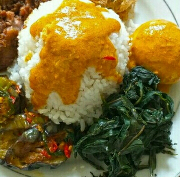 Paket Nasi Padang Telor