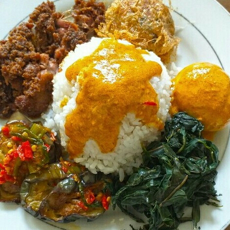 Paket Nasi Padang Telor