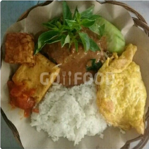 Paket Nasi Pecel Telur