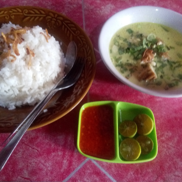 Paket Nasi Soto Ayam