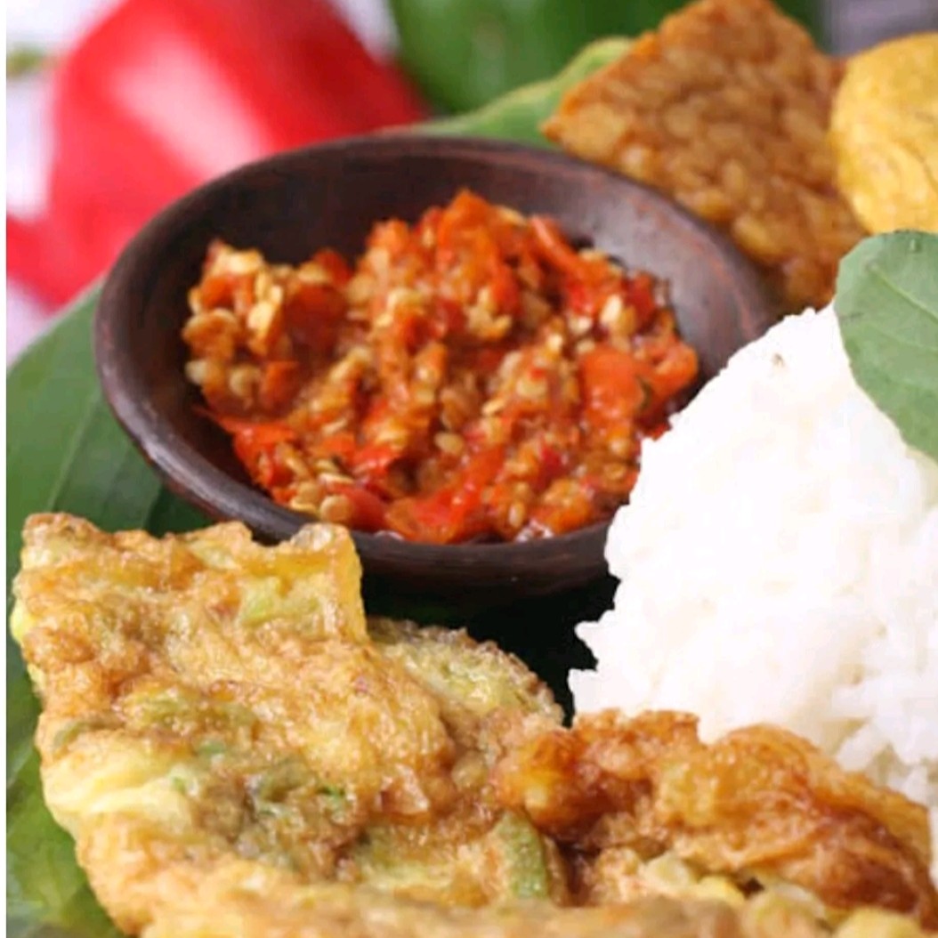 Paket Nasi Telur Kremes Plus Minuman