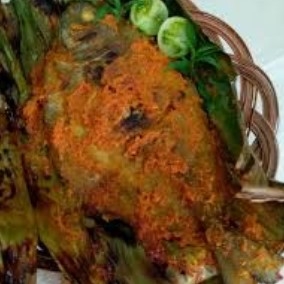 Paket Pepes Bawal Nasi Tahu Tempe Lalapan Sambal Air Tawar