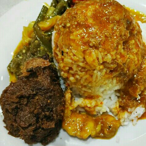 Paket Nasi Padang Rendang