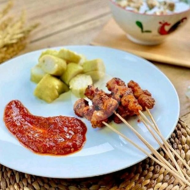 Paket Sate Babi Soto Lontong