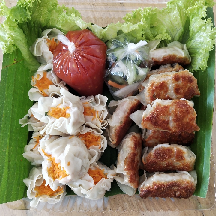 Paket Siomay Dan Gyoza Isi 20