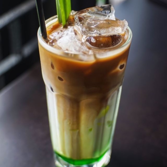 Pandan Coffee Ice