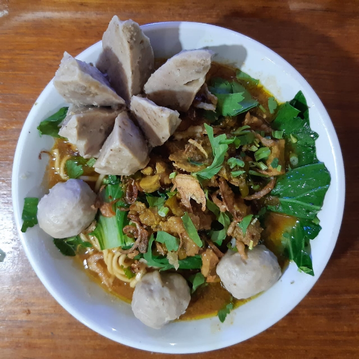 Pangsit Ayam Plus Bakso Urat