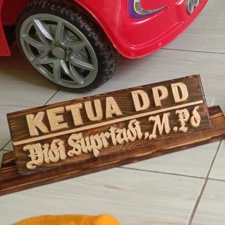 Papan Nama Meja 2