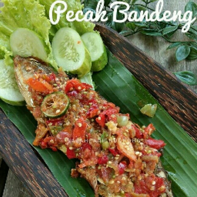 Pecak Bandeng Dan Nasi