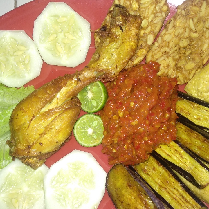 Pecel Ayam