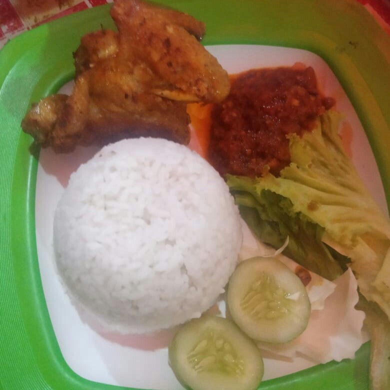 Pecel Ayam