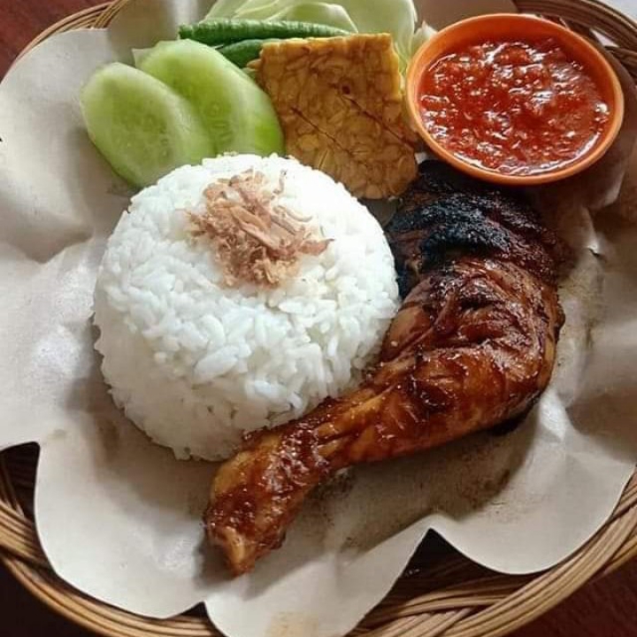 Pecel Ayam