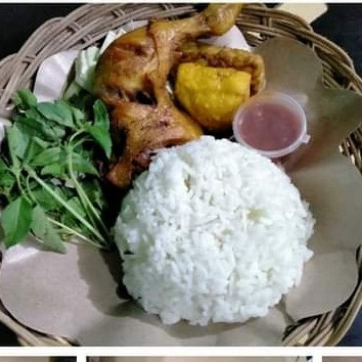 Pecel Ayam Paha Dan Nasi