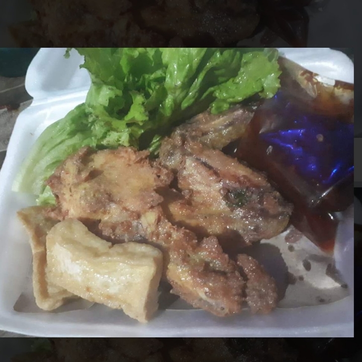 Pecel Ayam Sambal Terasi Pangeran Caffe