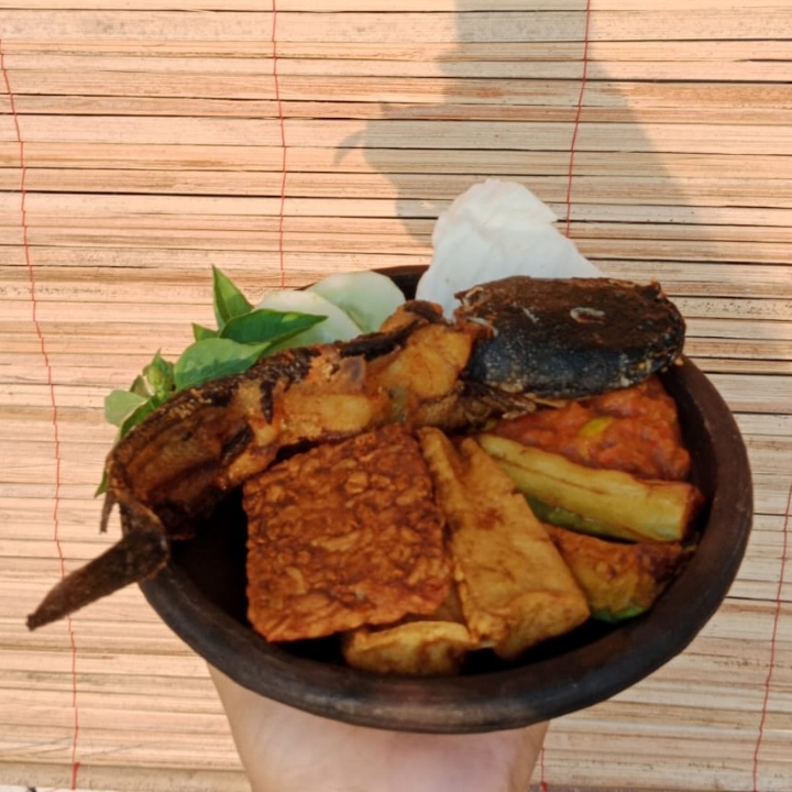 Pecel Lele