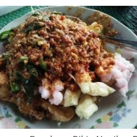 Pecel Lontong