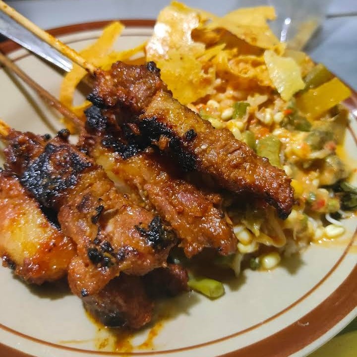 Pecel sate kampret