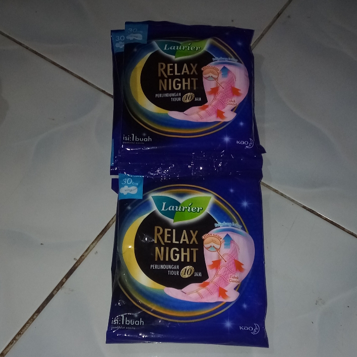 Pembalut Wanita Laurier Relax Night 30 cm