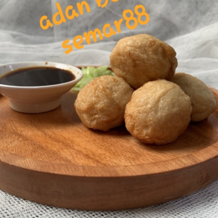 Pempek Adaan