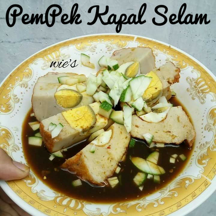 Pempek Kapal Selam