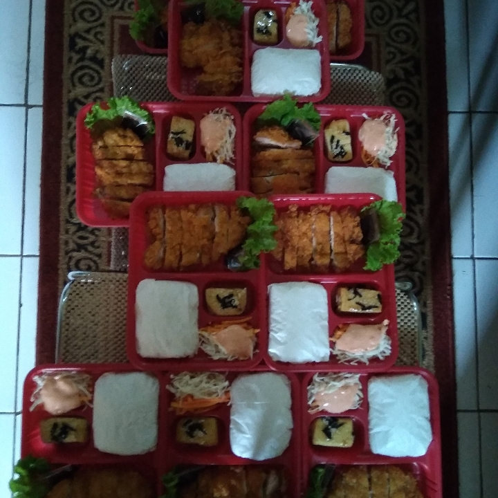 Pesanan Katering Siap Diantarkan