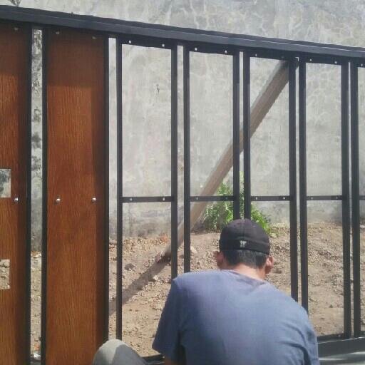 Pintu Pagar Grc Minimalis - Harga Pagar Besi Kombinasi Grc ...