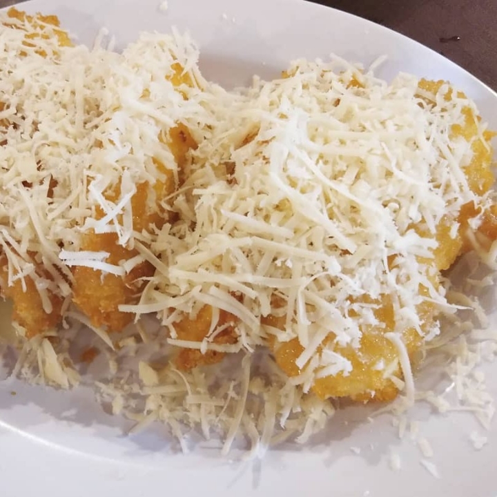 Pisang Full Keju