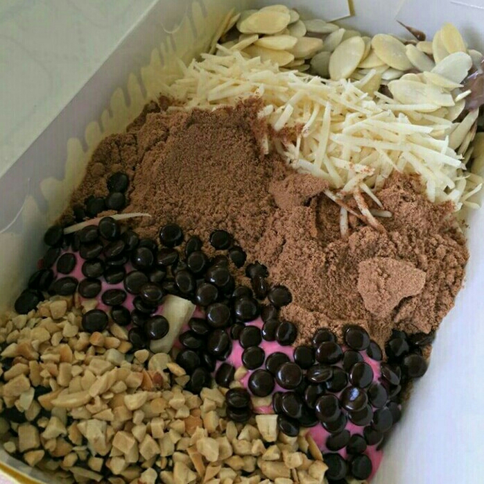 Pisang Nugget Chocolate Mix Straw Topping Kacang Cip Milo Keju Almond