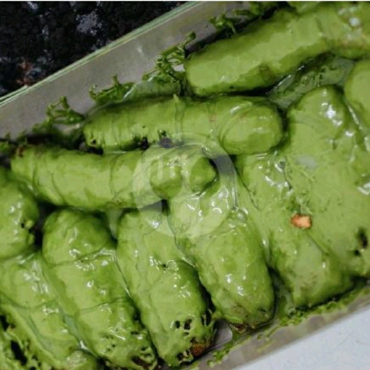 Pisang Topping Avocado