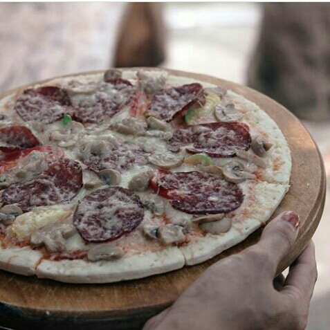 Pizza Beef Salami