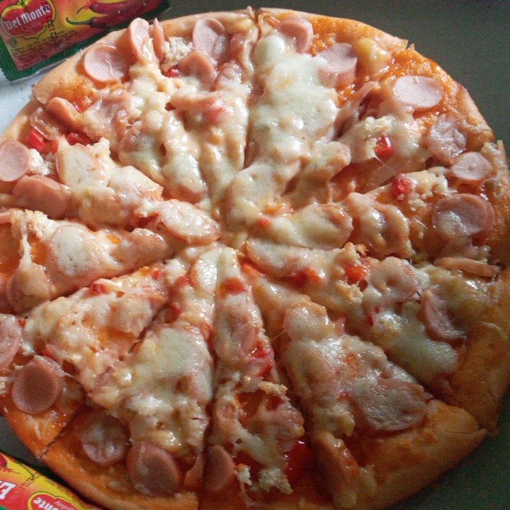 Pizza Daging Ayam Dan sosis Ayam