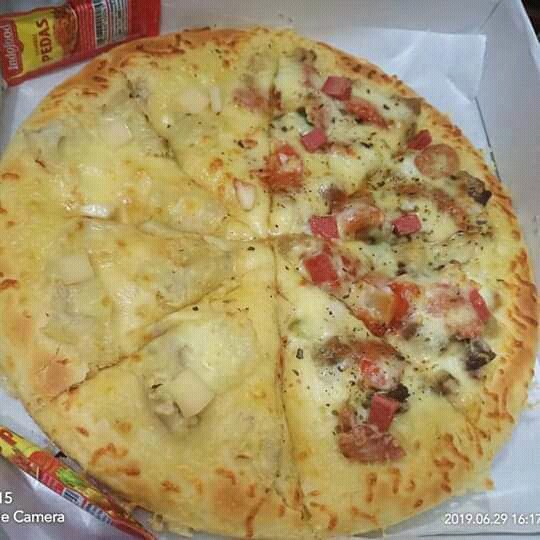 Pizza Daging Mix Durian