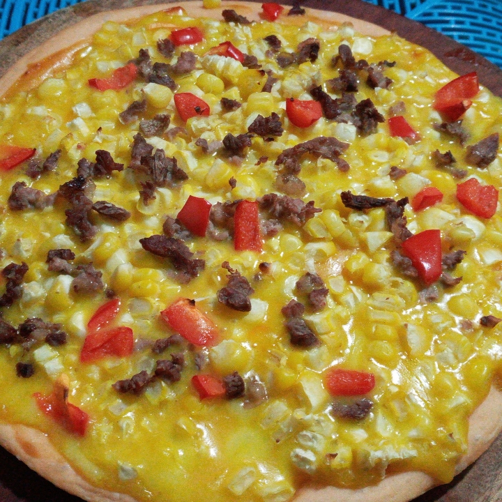 Pizza Daging Sapi Corn