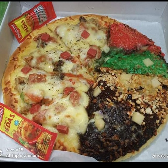 Pizza Daging Sapi Mix Kombinasi Small 22cm