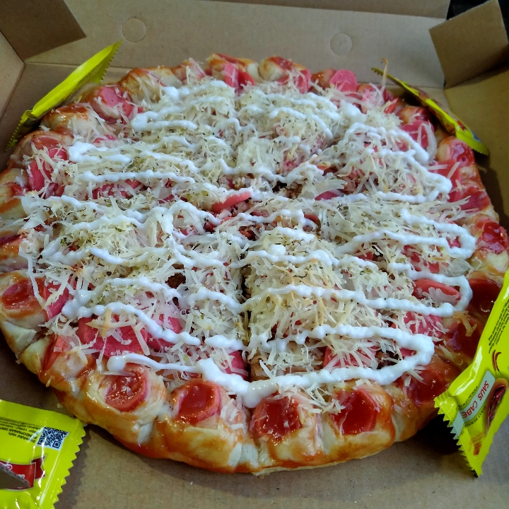 Pizza Dasoju Jumbo Pinggiran Sosis