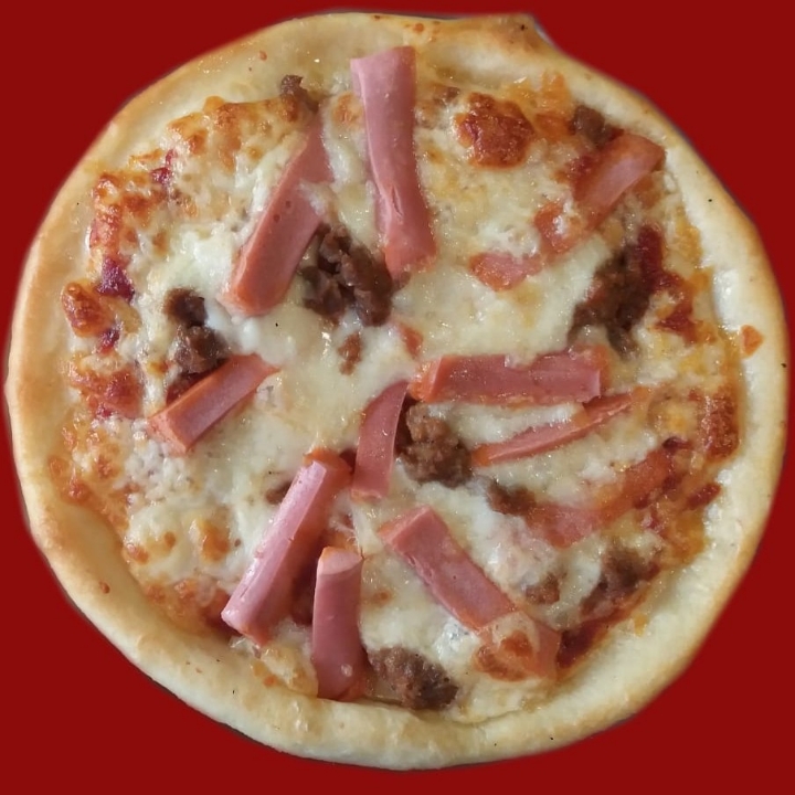 Pizza Deluxe Beef Pinggiran Double Cheese Ukuran Besar 